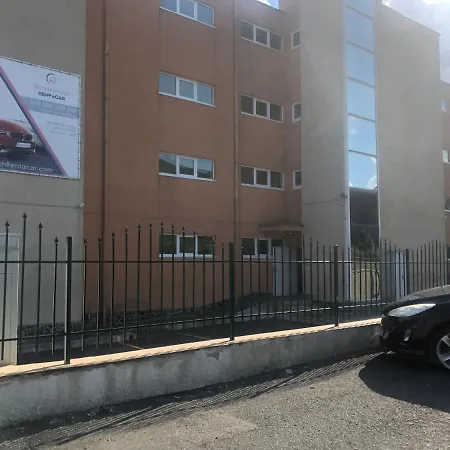 Coral корал бийч 公寓 圣弗拉斯