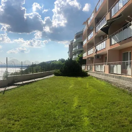 Coral корал бийч Apartament Święty Włas