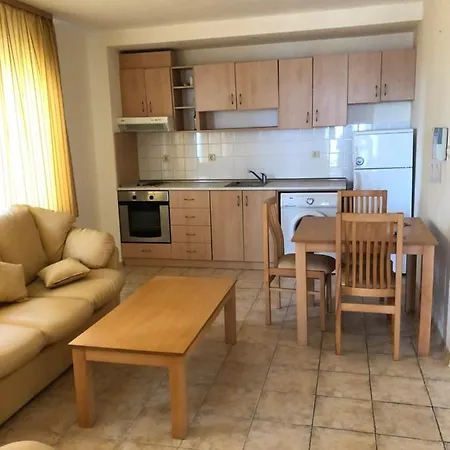 Coral корал бийч