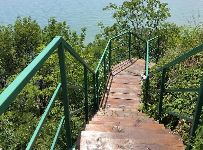 Coral корал бийч