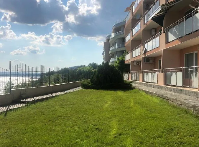 Coral корал бийч 公寓 圣弗拉斯