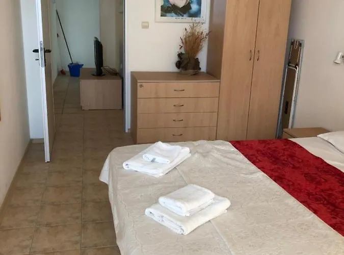 Coral корал бийч *